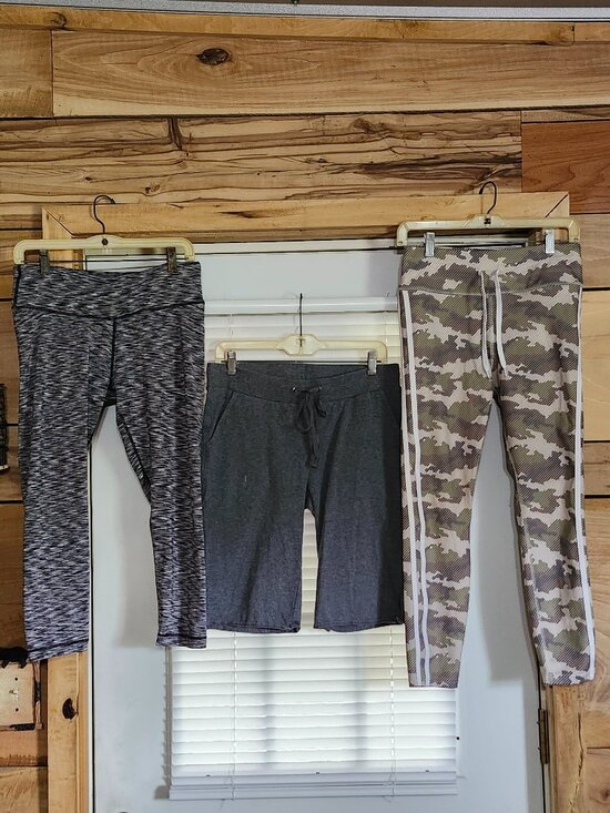 Avia/new york/unbranded Pants - Avia / New York/unbranded  womans leggings/capris/bermuda shorts  size m 8-10
